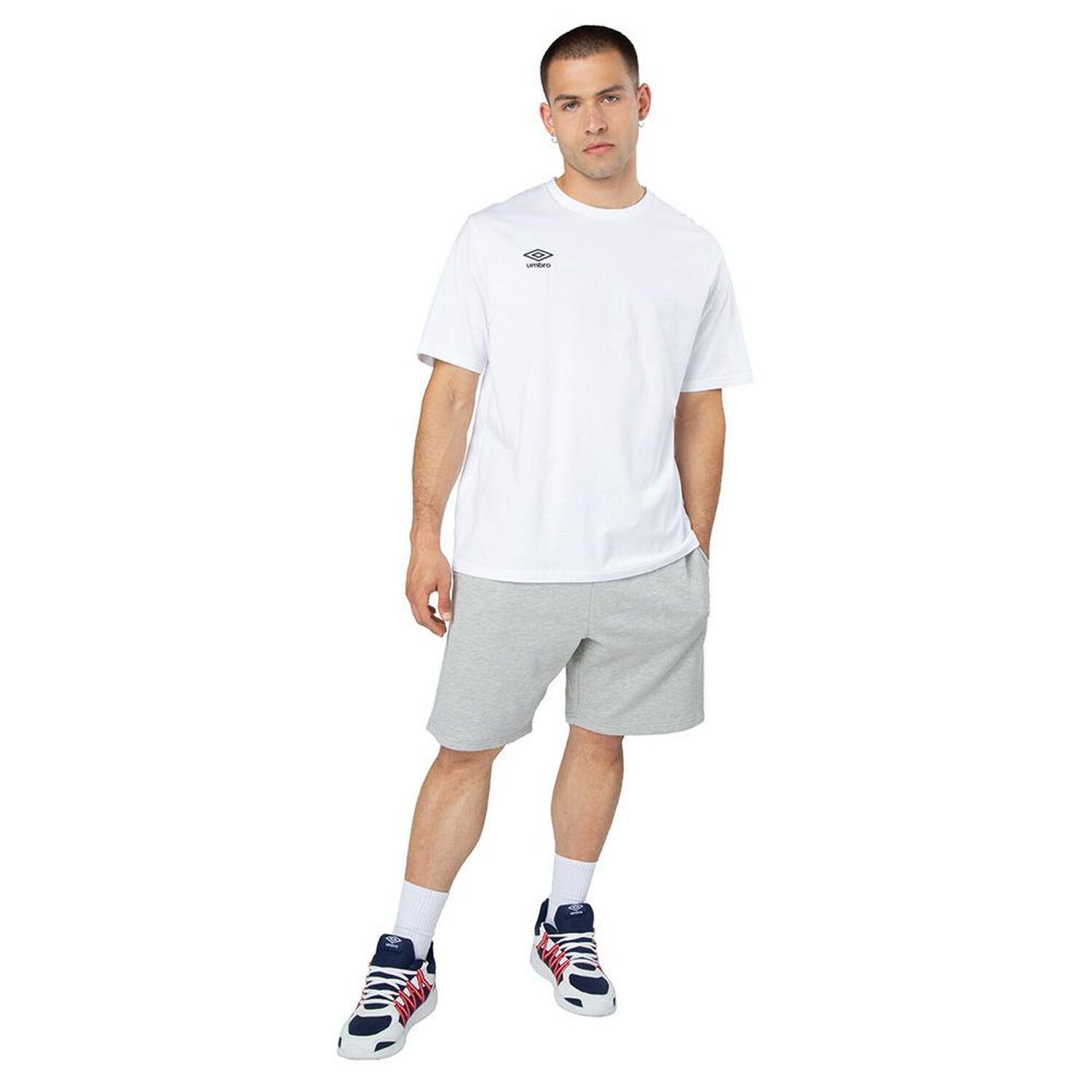 Polera Deportiva Hombre Umbro Essentials Small Logo image number 2.0