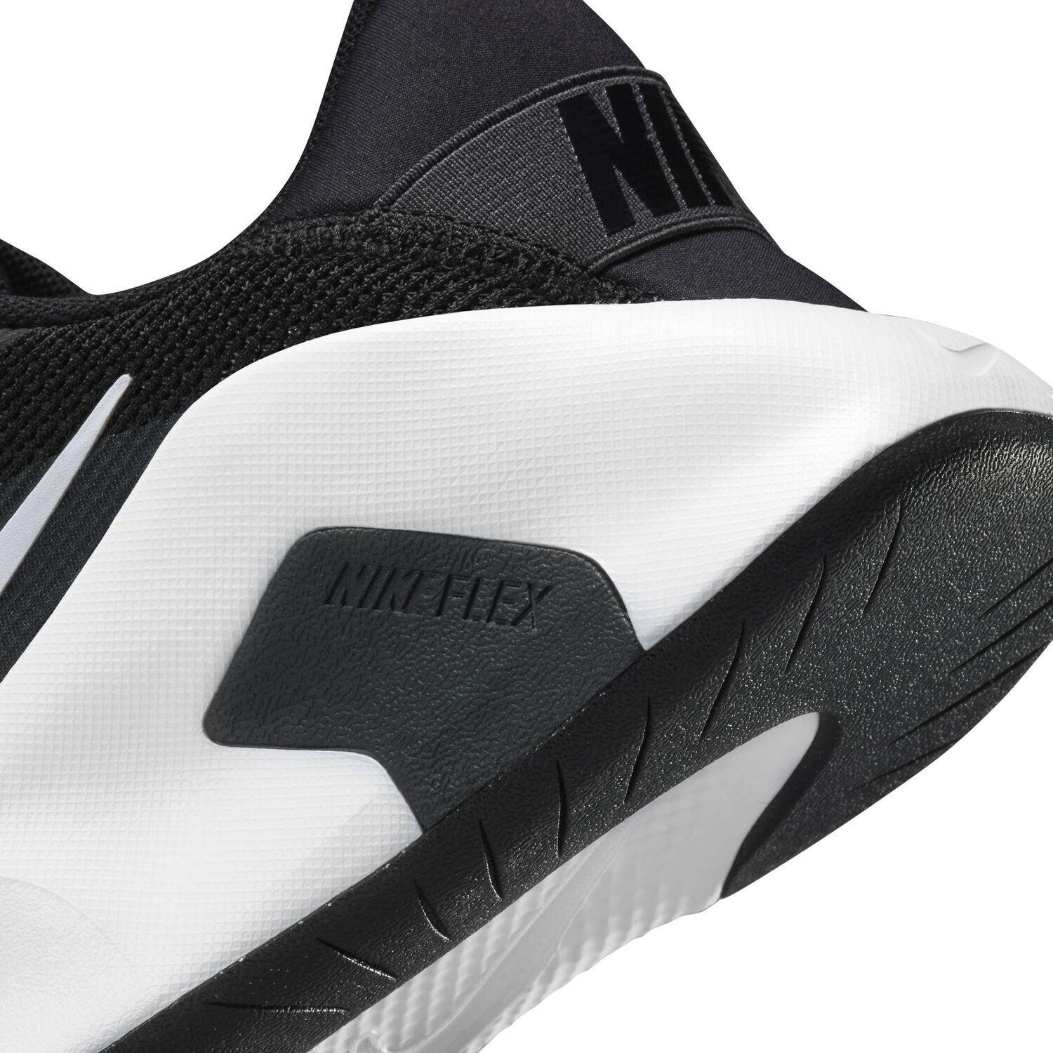 Zapatilla Nike Flex Train Mujer Negro image number 8.0