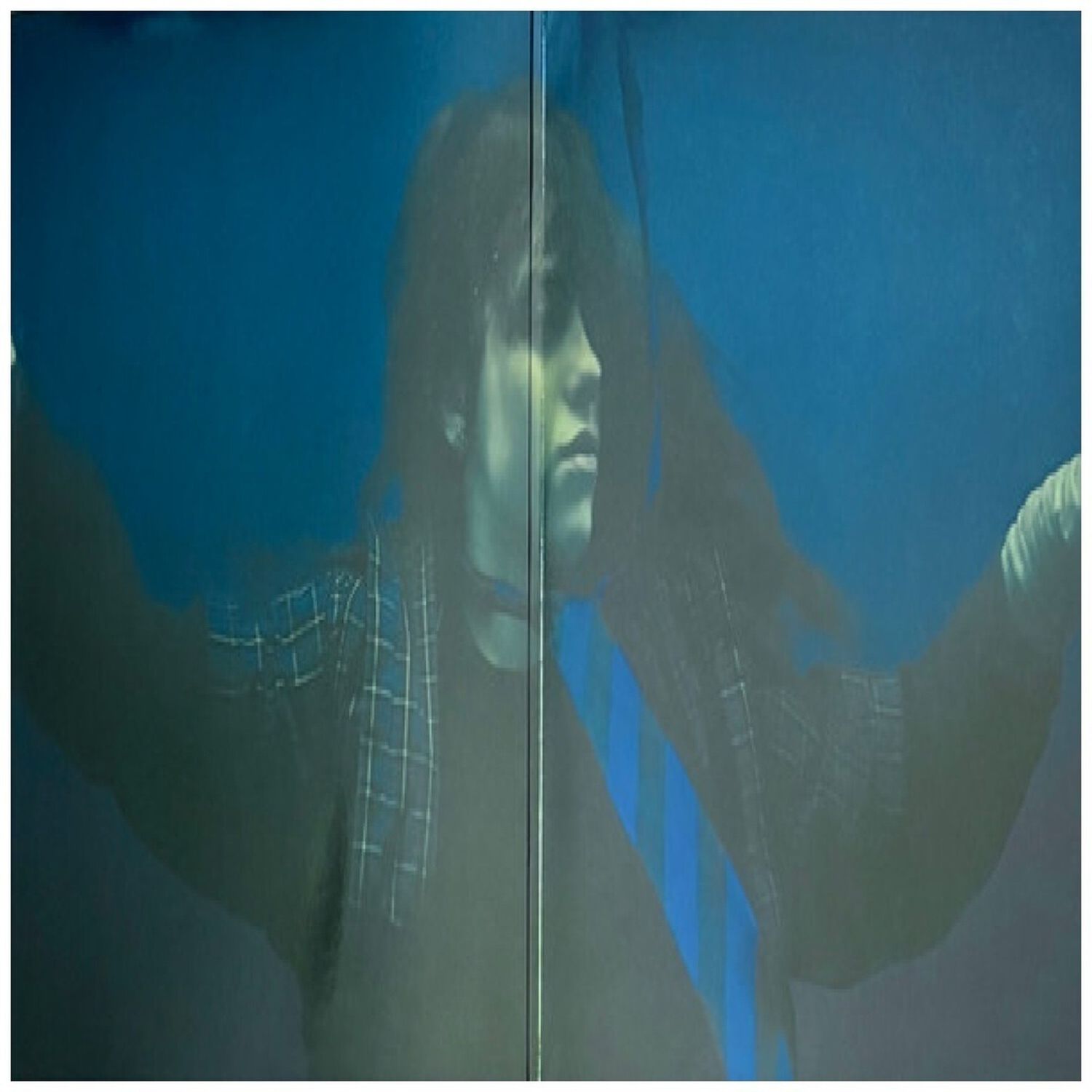 Billie Eilish - Hit Me Hard And Soft (2lp) (blue/orange Splatter) (anniversary Edition) | Vinilo image number 1.0