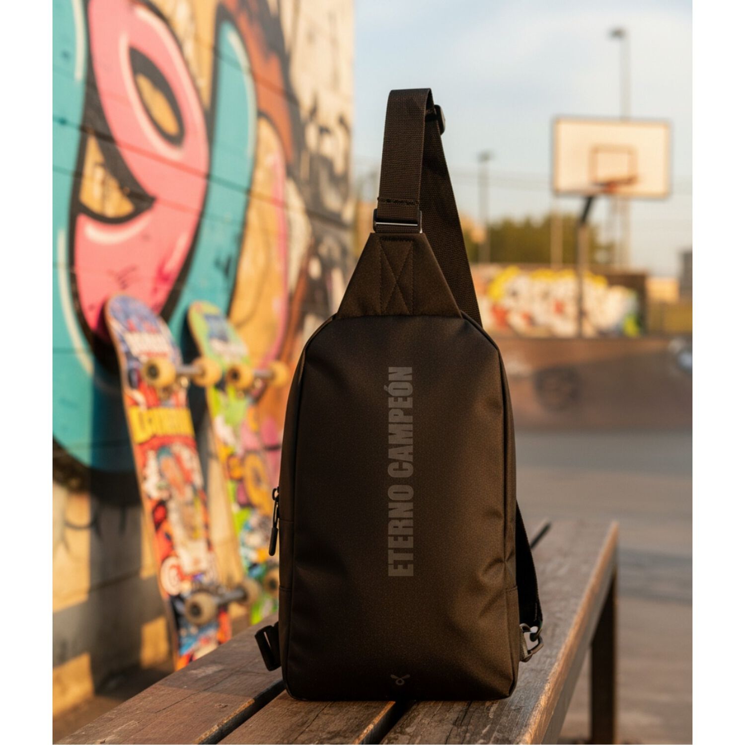 Bolso Crossbag Bandolero Colo-colo Eterno Campe&oacute;n 2025 image number 5.0