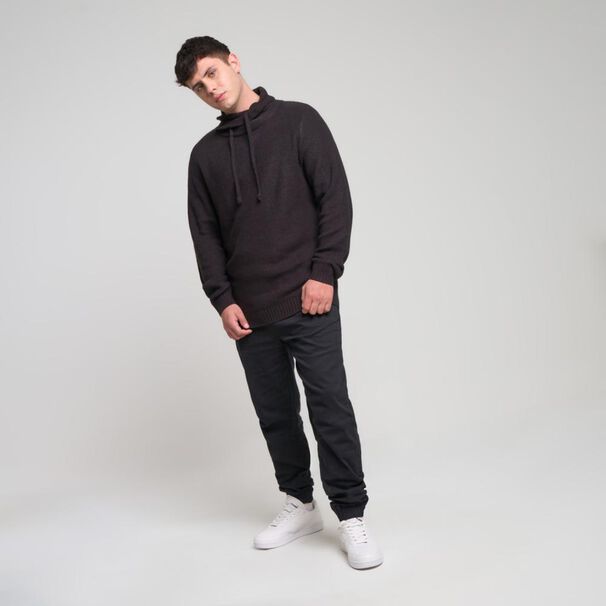 Sweater Liso Manga Larga Cuello Alto Con Cacpuha Hombre Skuad