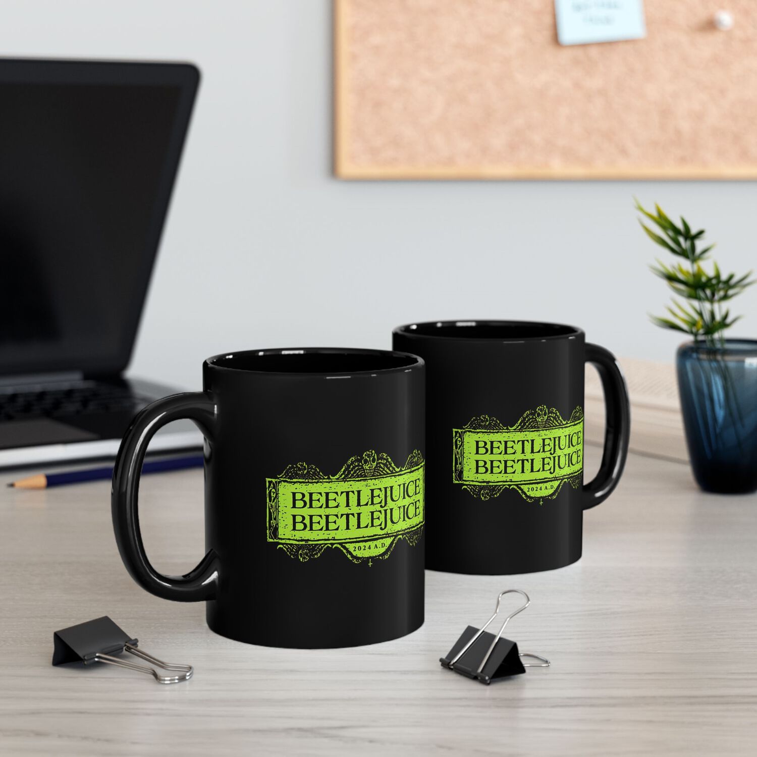 Taz&oacute;n Taza Premium Negro Beetlejuice 2024 A.d. 325ml image number 3.0