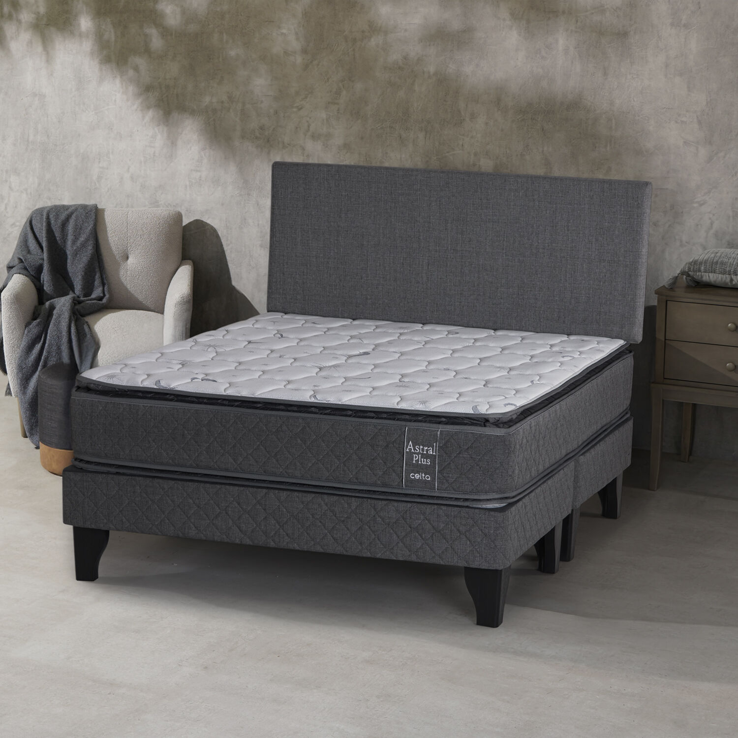 Cama Europea Celta Astral / King / Base Dividida + Respaldo image number 5.0