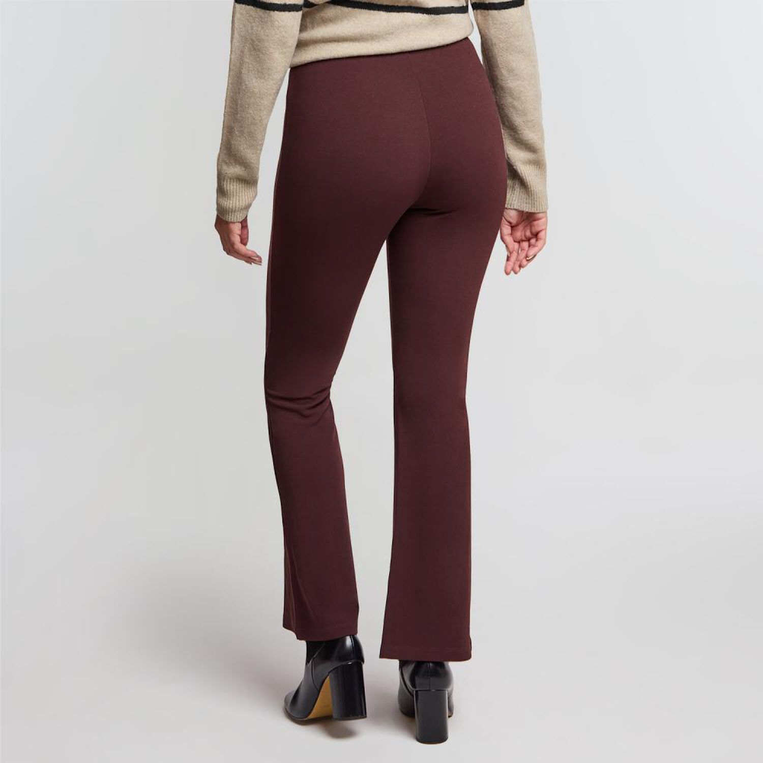 Pantal&oacute;n Leggings Tiro Alto Flare Mujer Kimera image number 3.0