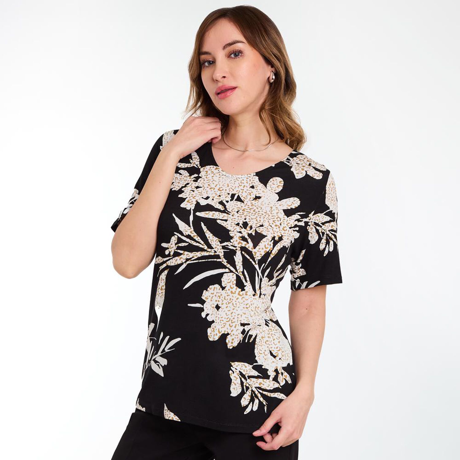 Polera Full Print Manga Corta Cuello V Mujer Lesage image number 2.0