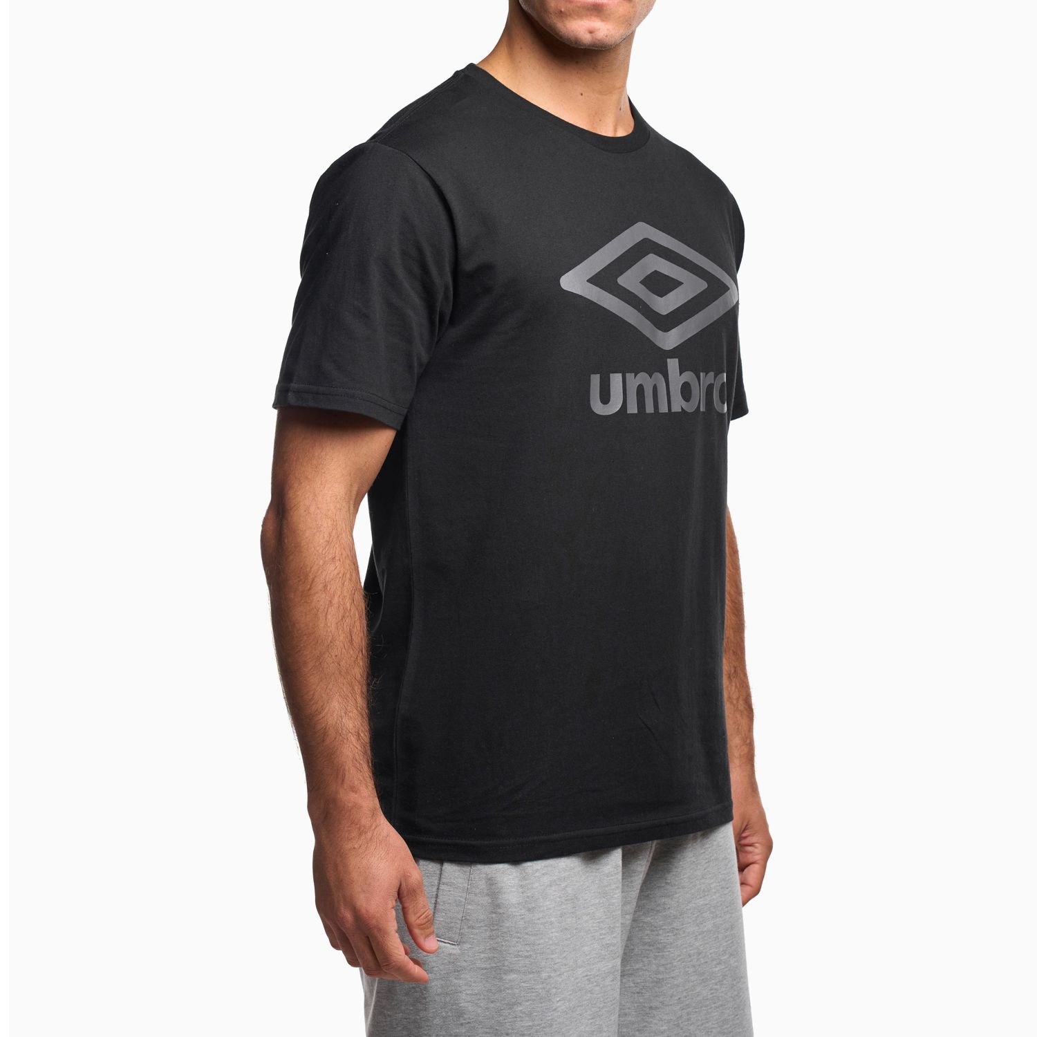 Polera Deportiva T-shirt Big Logo Umbro image number 2.0