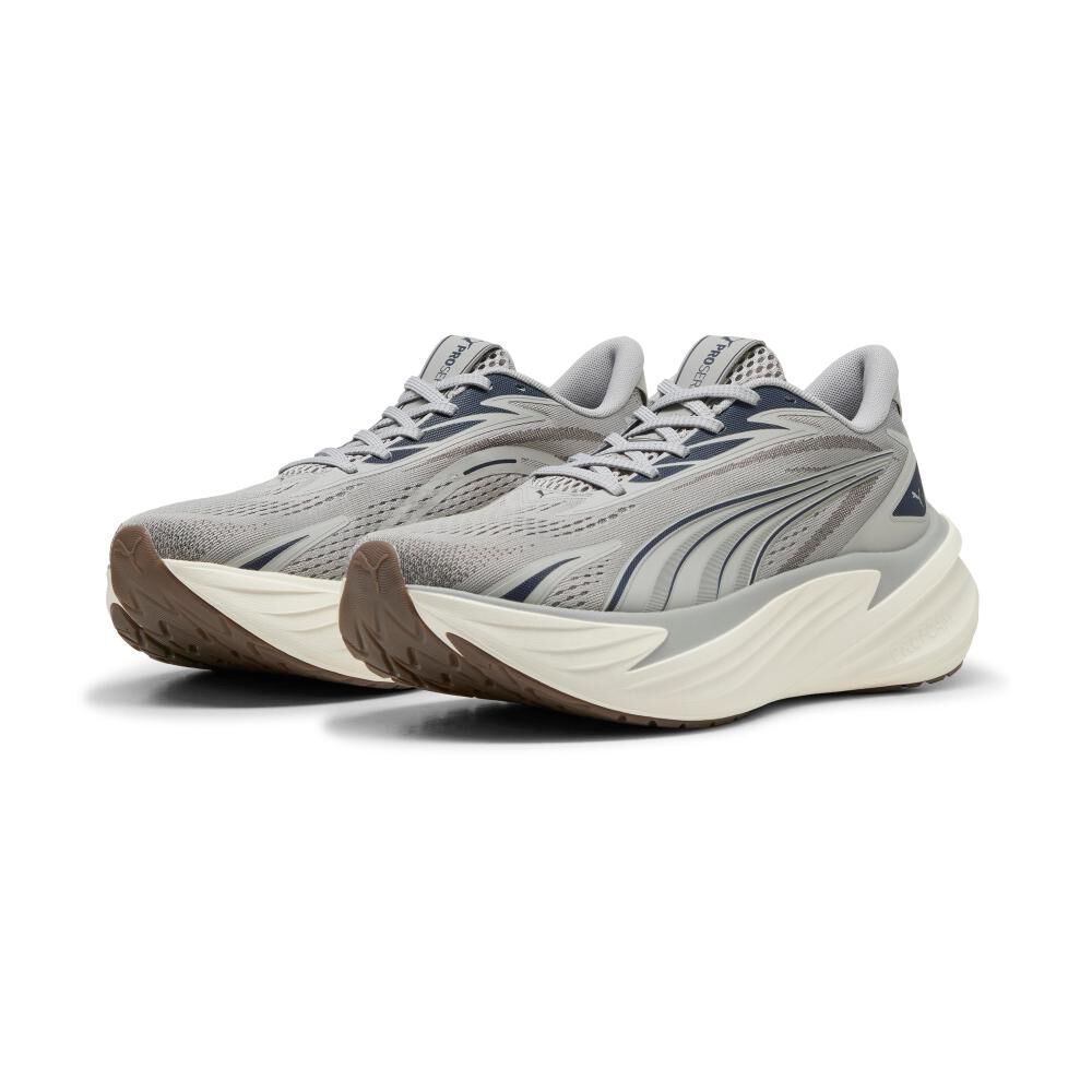 Zapatilla Running Unisex Puma Maxima Pro Gris image number 0.0
