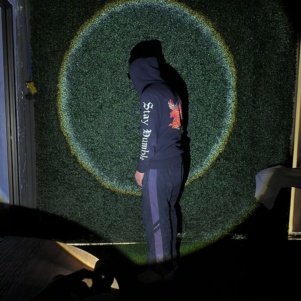 Linterna Táctica De Seguridad | 6000 Lúmenes, Recargable Y Resistente image number 1.0