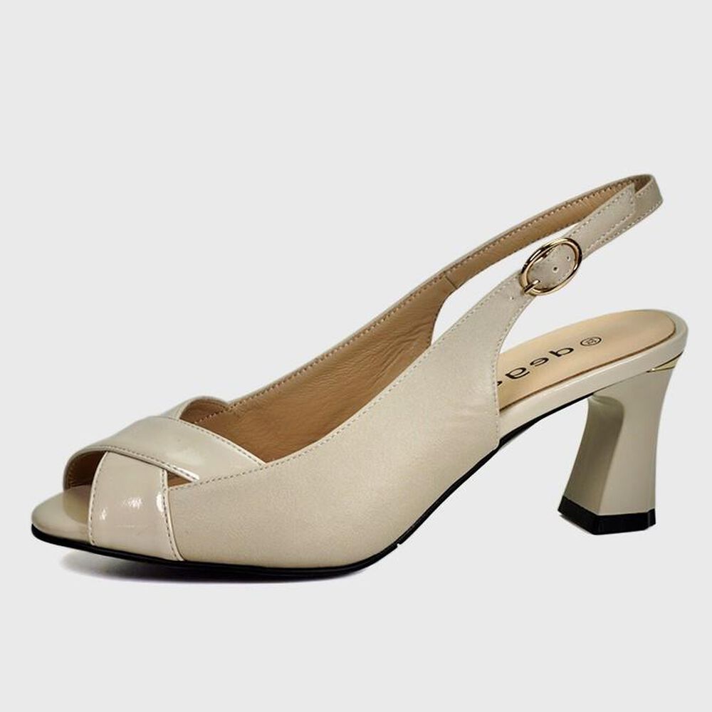 Sandalia Cuero Amaru Beige image number 1.0