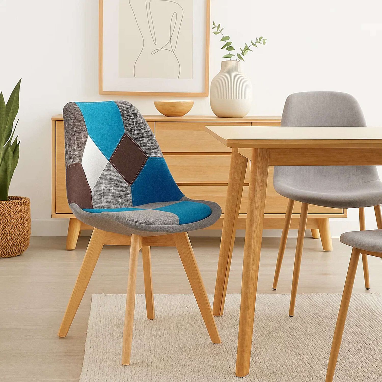 Silla Tulip Patchowork Acolchada Tela Wood - Celeste image number 5.0