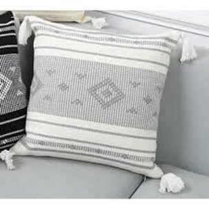 Set De 2 Cojines Kilim Con Borlas