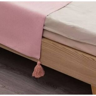Piecera De Lino Con Pompones Medida 70x210cm King -2 Plazas. Rosado