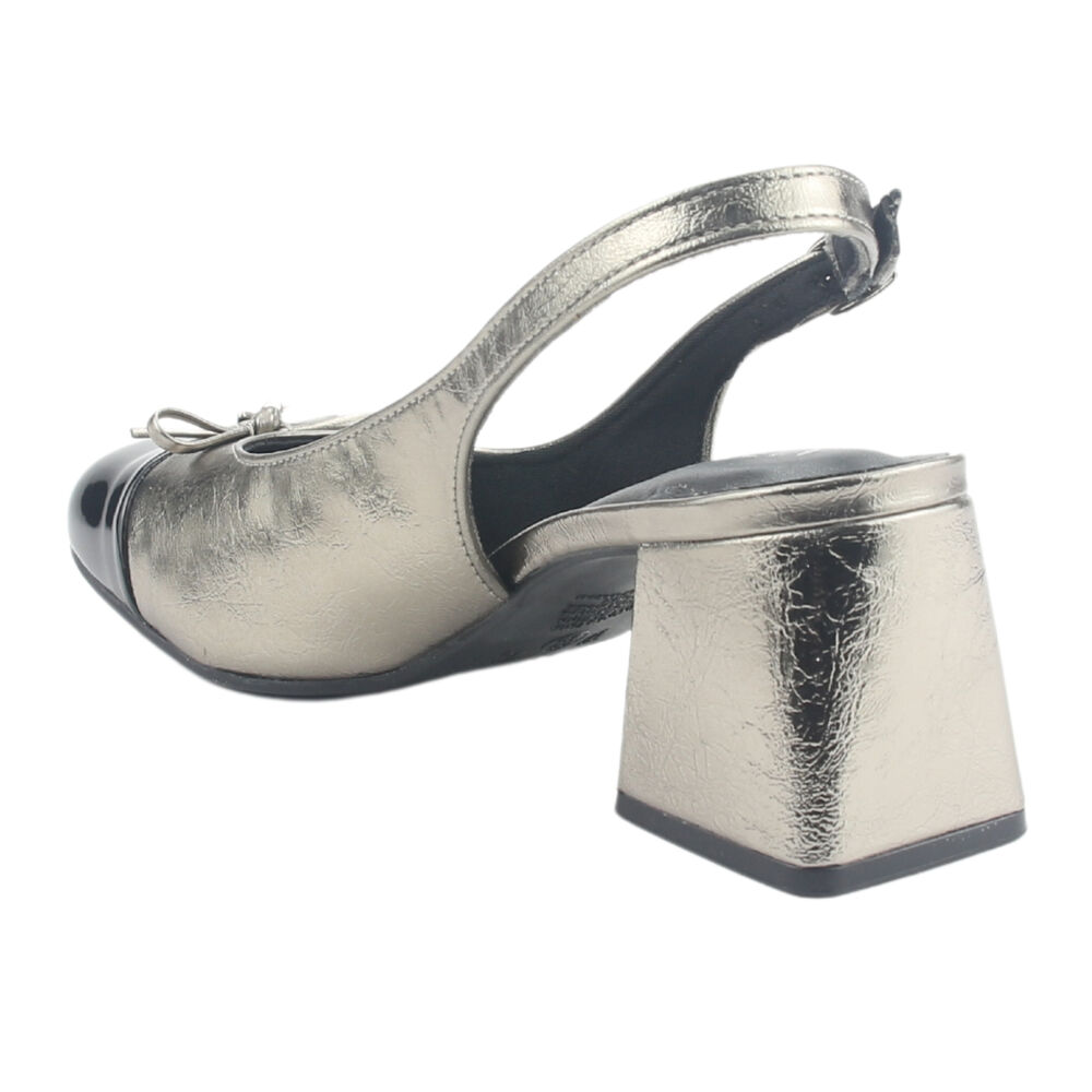 Zapato Via Marte Mujer 067-001-01 Dorado Casual image number 7.0