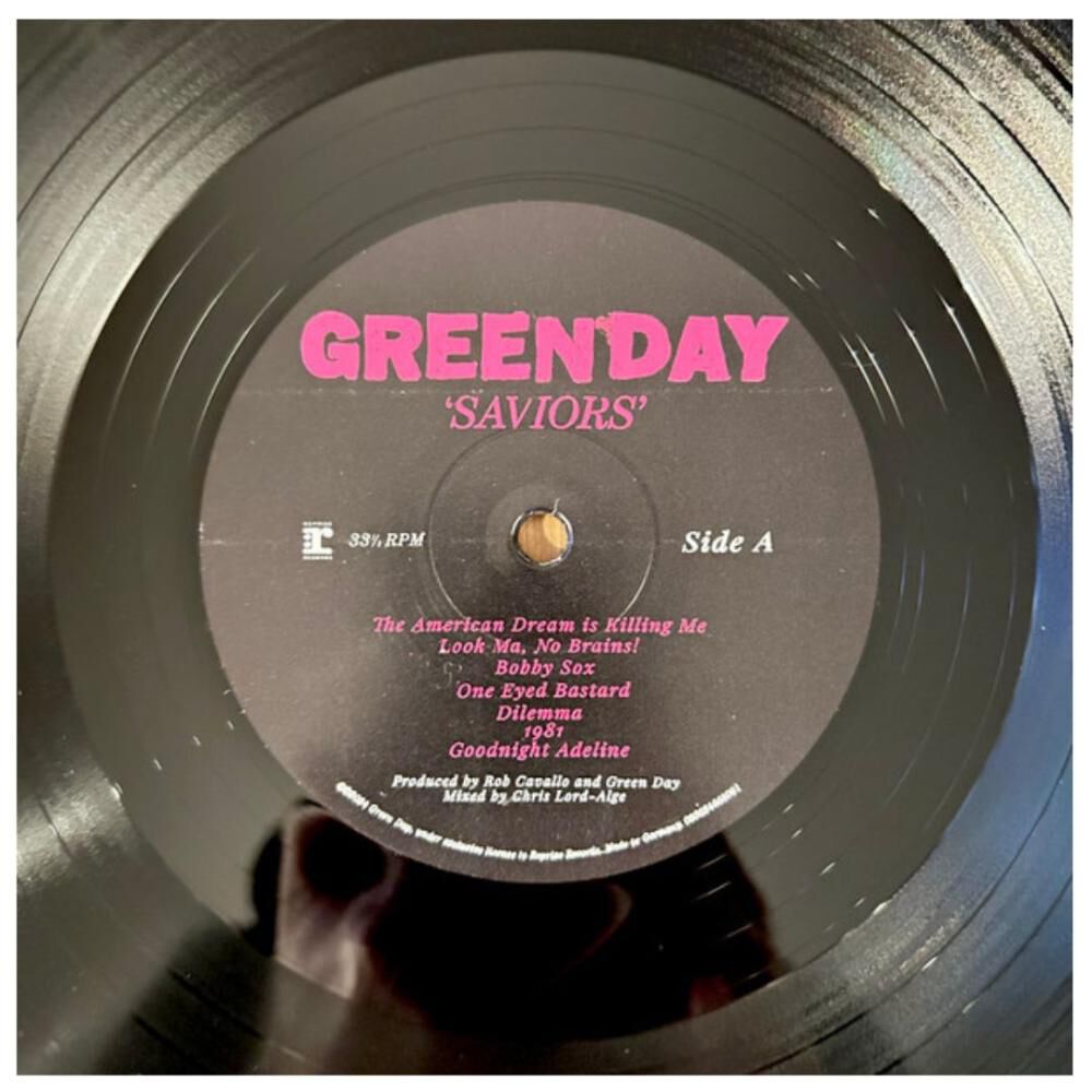 Green Day - Saviors | Vinilo image number 3.0