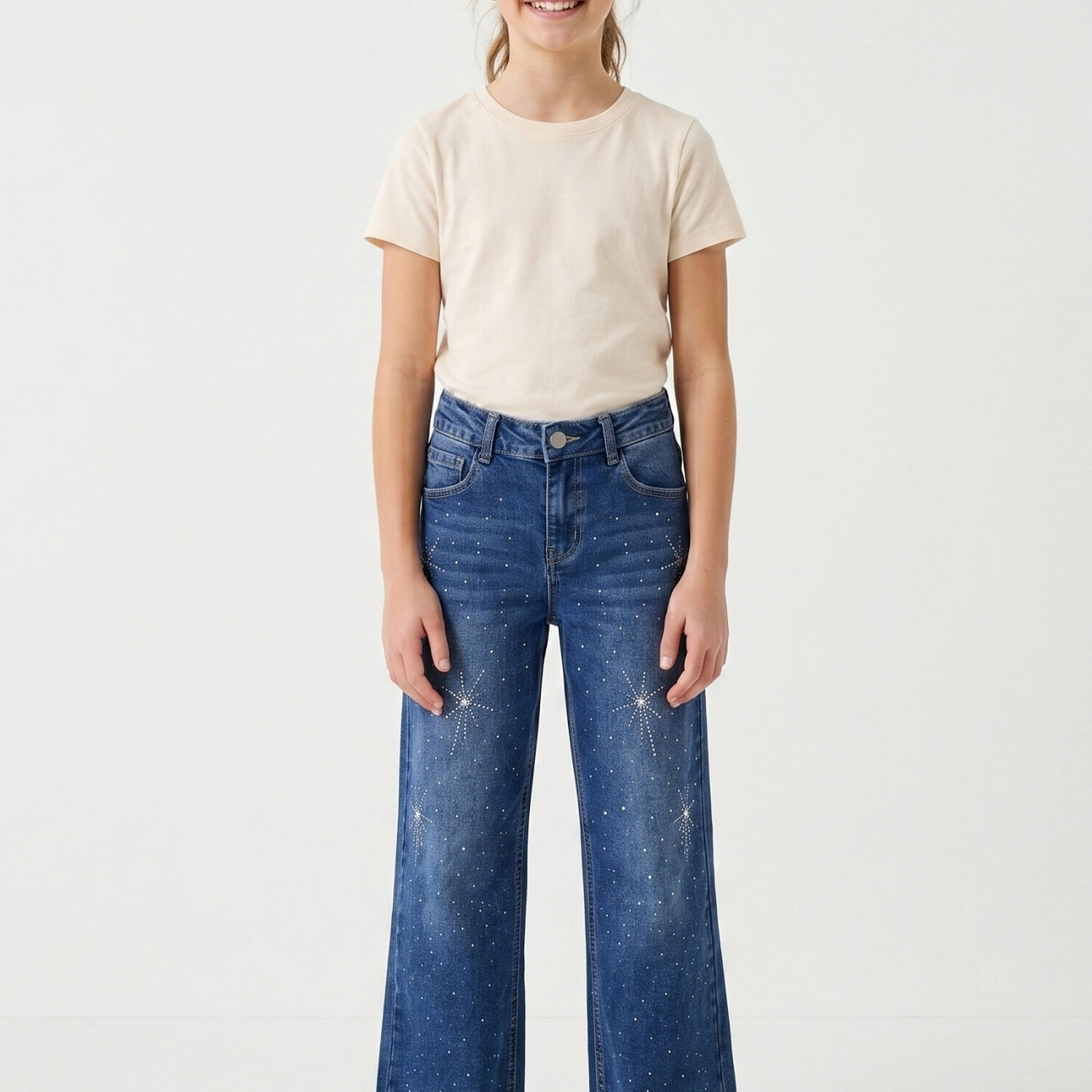 Jeans Ni&ntilde;a Recto Con Brillos Pedrer&iacute;a Moda Urbana Denim image number 4.0