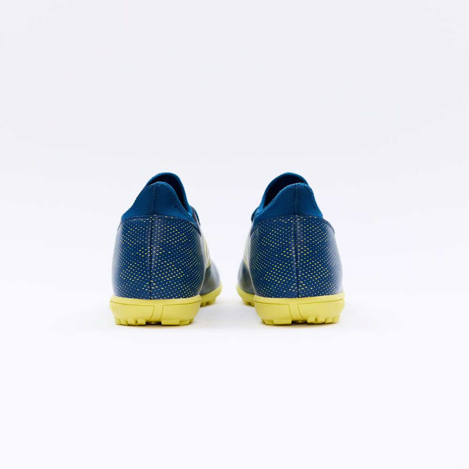 Zapatilla F&uacute;tbol Hombre Umbro Veloce Iv Azul image number 3.0
