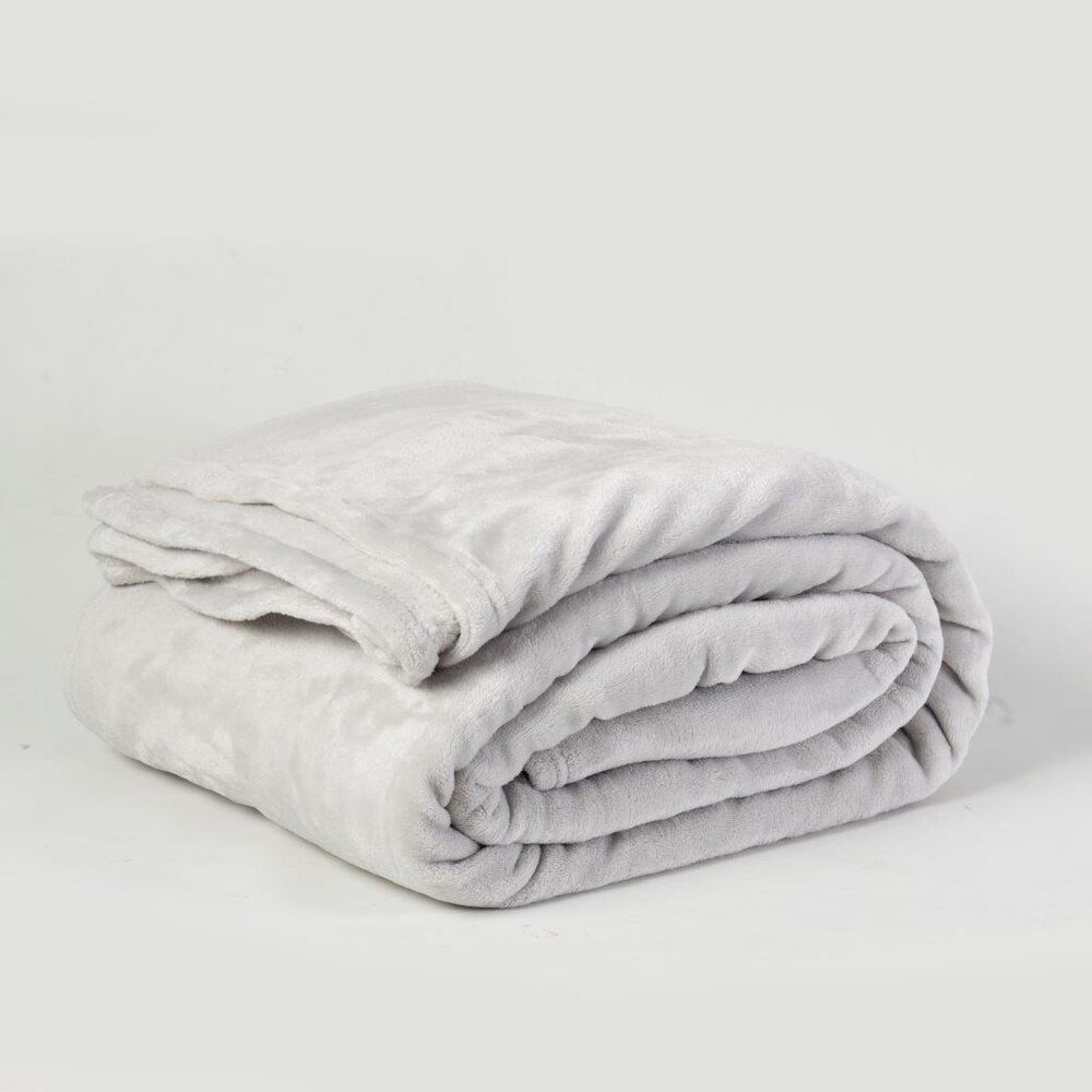 Frazada Flannel Linea Hotel 1.5 Plazas Gris Claro image number 0.0