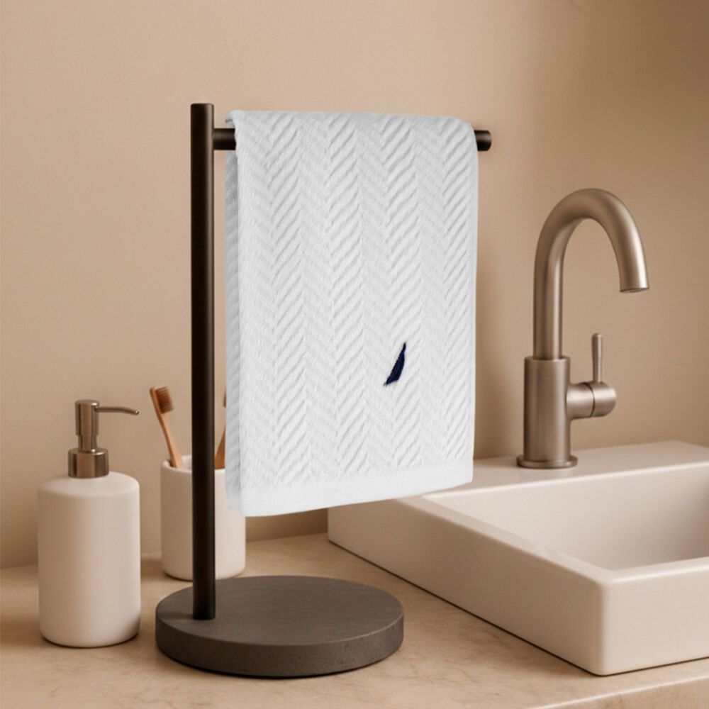 Set 3 Toallas Nautica Vis Cara+mano+cuerpo 100% Algod&oacute;n Alta Calidad Blanco image number 1.0