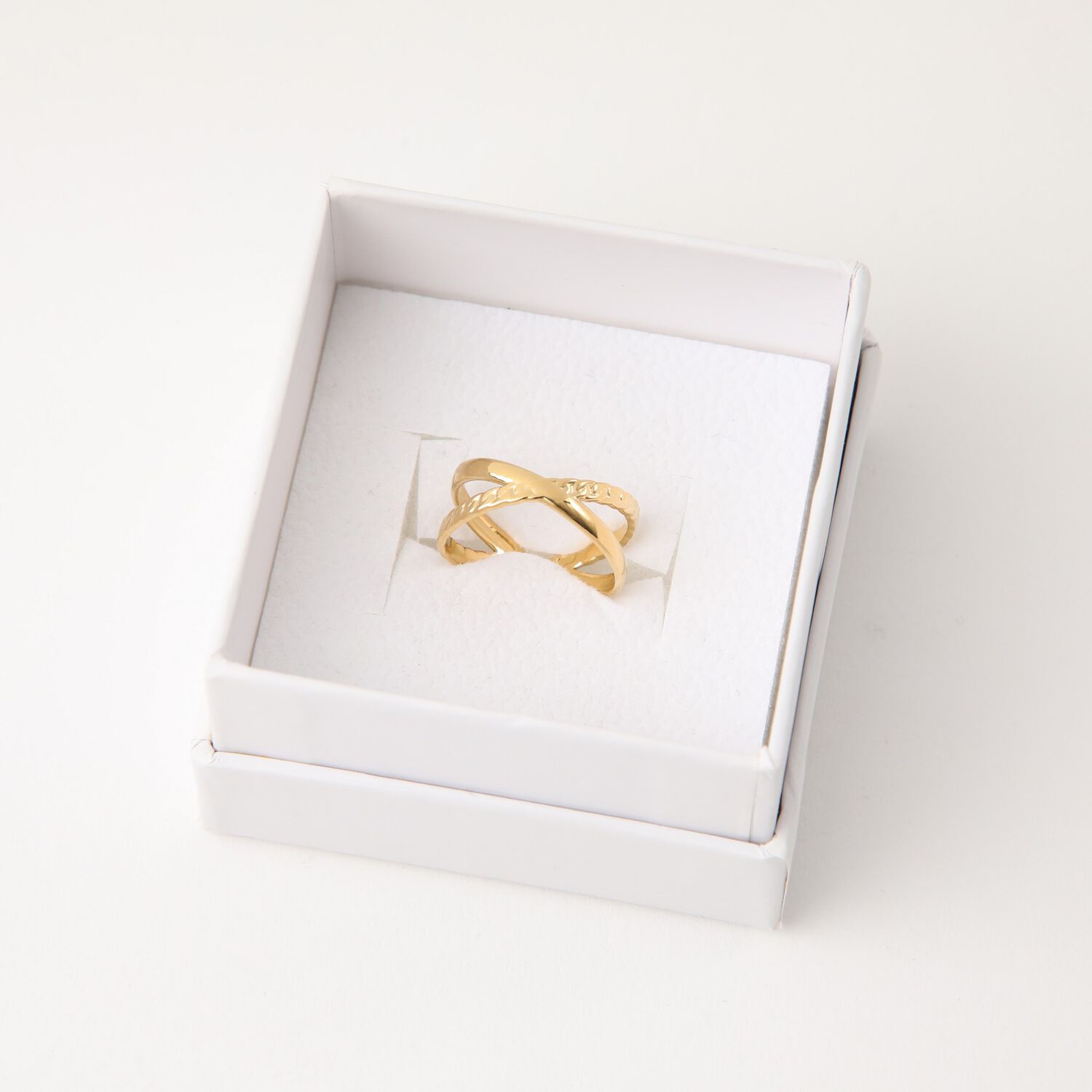 Anillo 19v69 Dorado Mujer Str334 image number 2.0