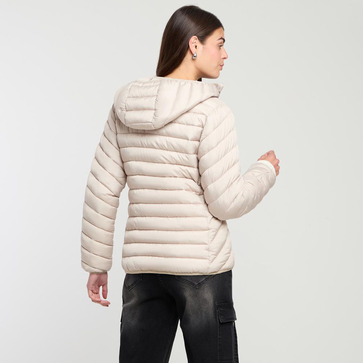 Parka En Linea Diagonal Cuello Alto Con Capucha Mujer Rolly Go image number 3.0