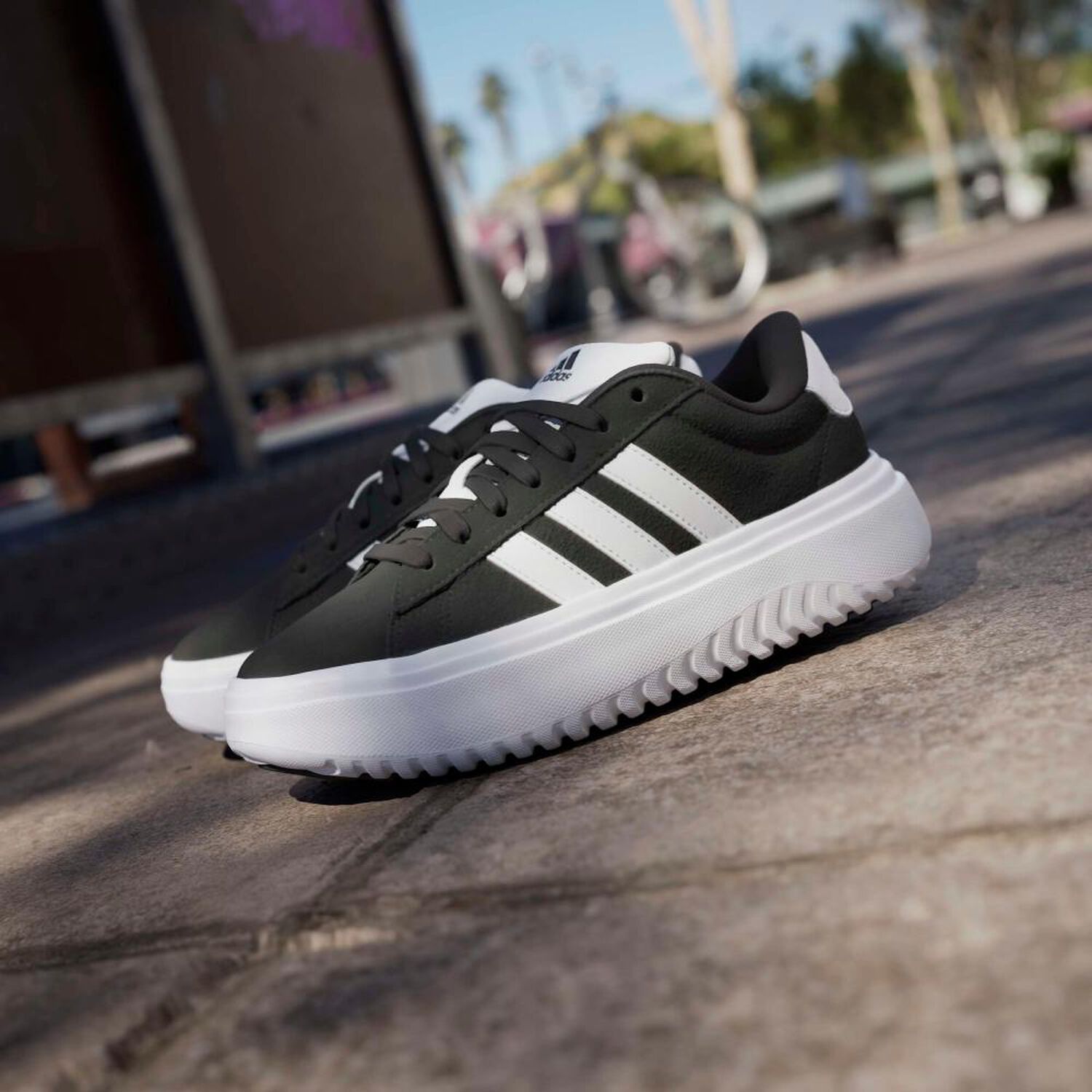 Zapatillas Urbana Mujer Grand Court Platforma Adidas image number 8.0