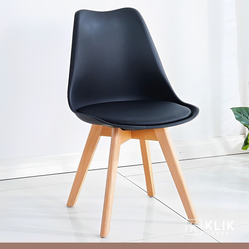 Comedor Redondo De Vidrio Cross 120cm + 5 Silla Tulip Acolchada - Negra image number 1.0