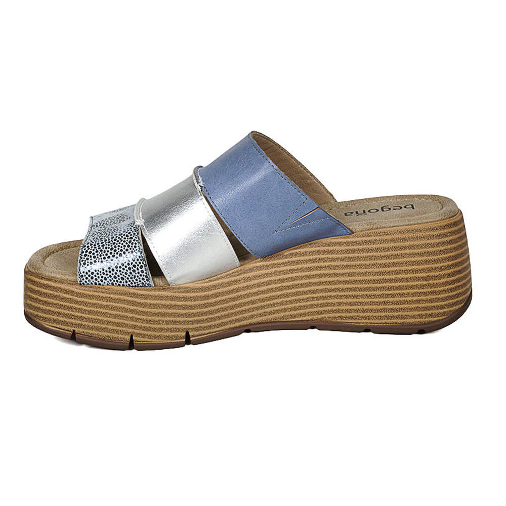 Sandalia Brunella Celeste image number 4.0