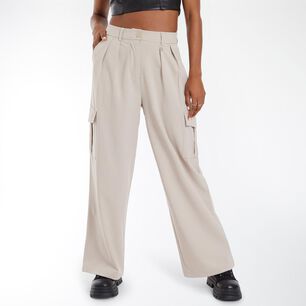 Pantal&oacute;n Tiro Medio Relax Mujer Rolly Go