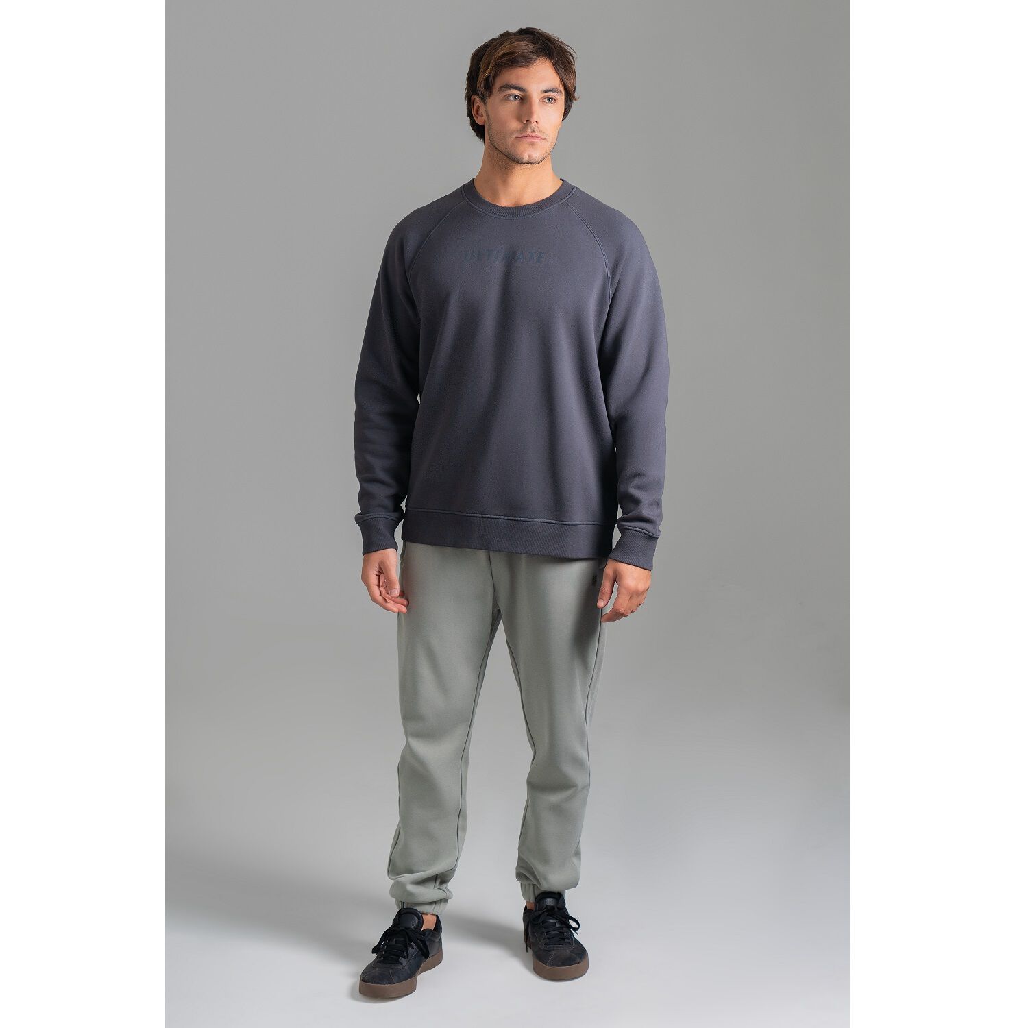 Ultimate Crew Raglan Hombre Dark Grey - Xl image number 1.0