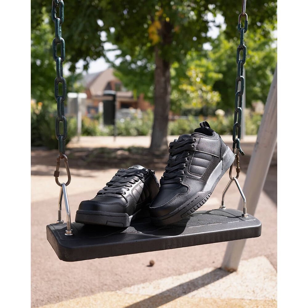 Zapatilla Saltoro Negro Uns image number 4.0