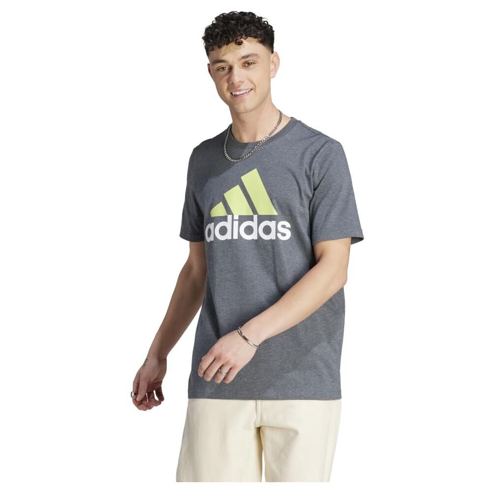 Polera Deportiva Manga Corta Hombre Logo Adidas image number 0.0