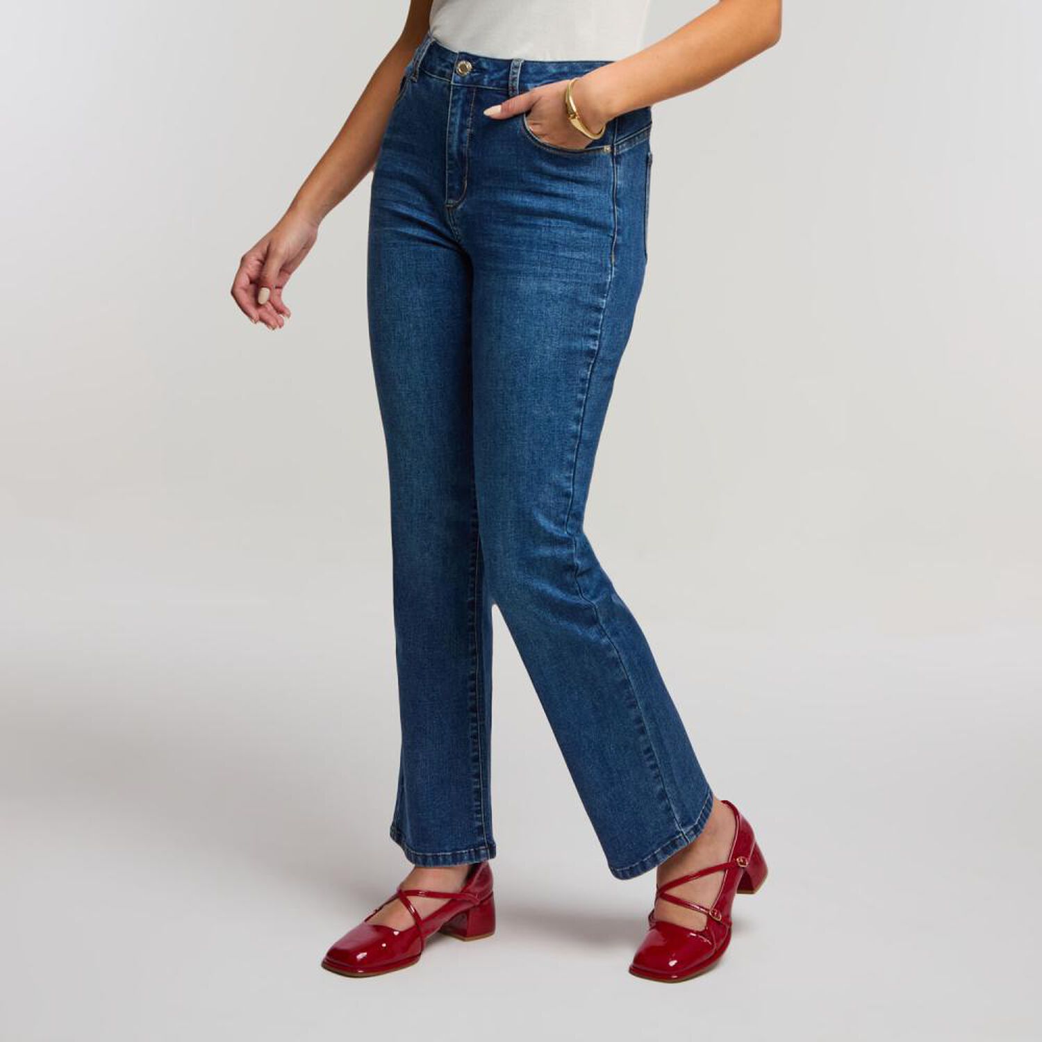 Jeans Focalizado Tiro Medio Straight Mujer Kimera image number 2.0