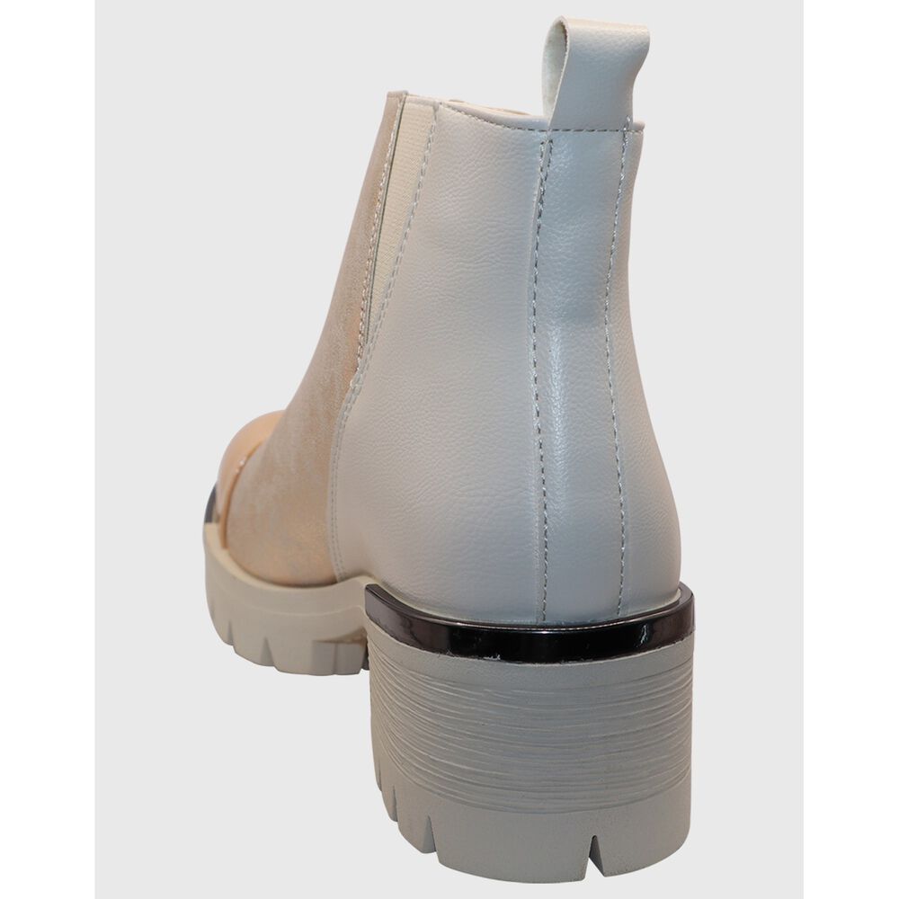 Botin Beige Tri Elasticado image number 3.0