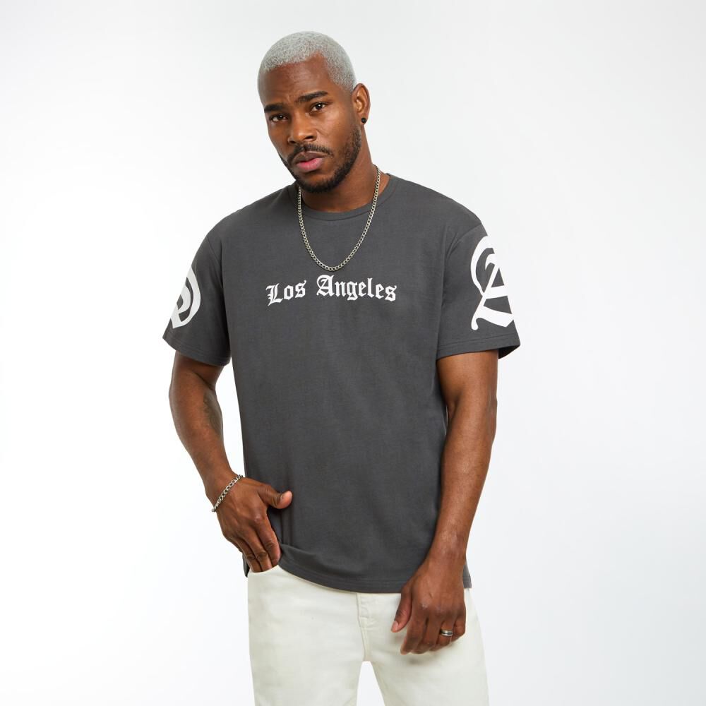 Polera Estampada Oversize Manga Corta Cuello Redondo Hombre Rolly Go image number 0.0