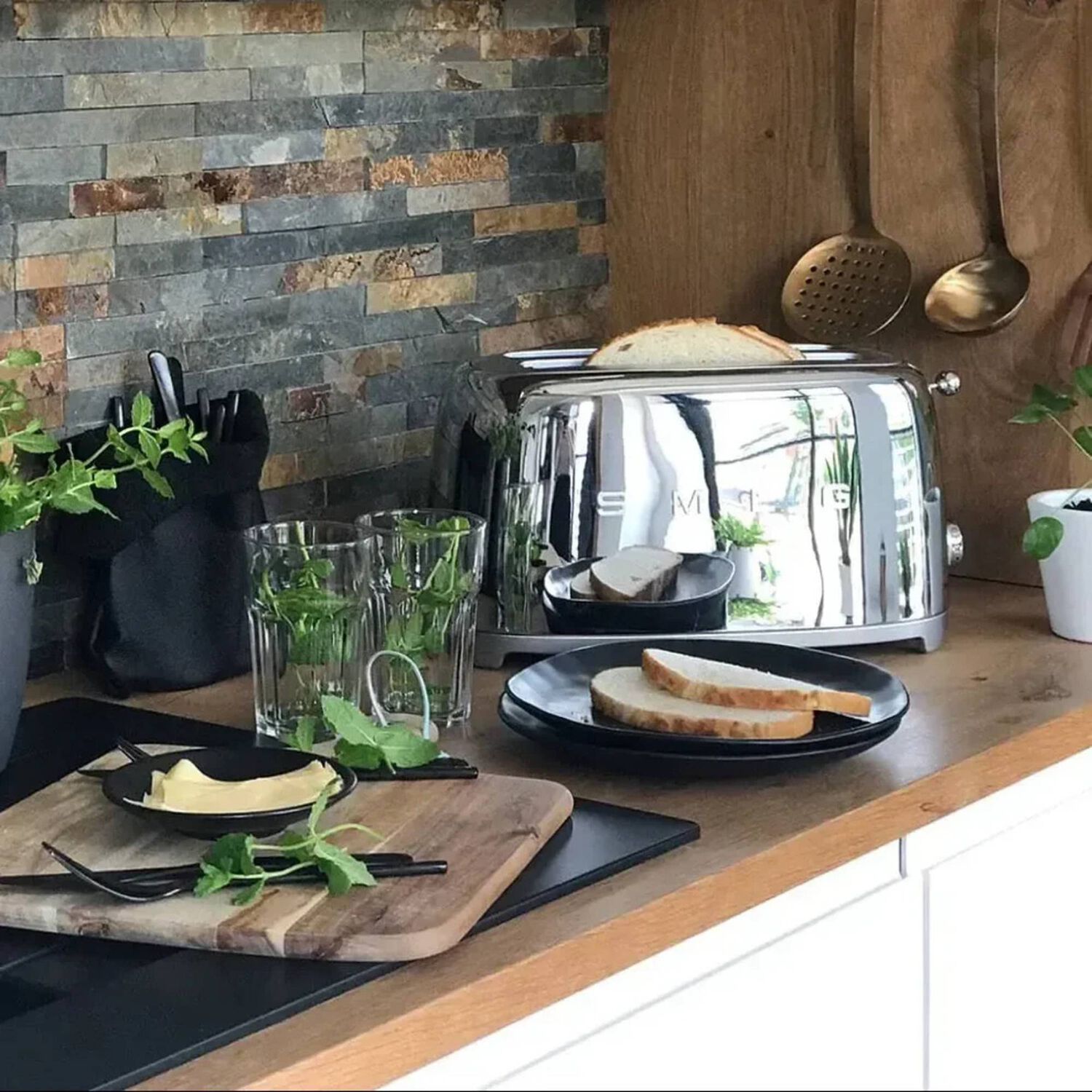 Tostador Smeg 4 Panes Acero Modelo Tsf02sseu image number 4.0