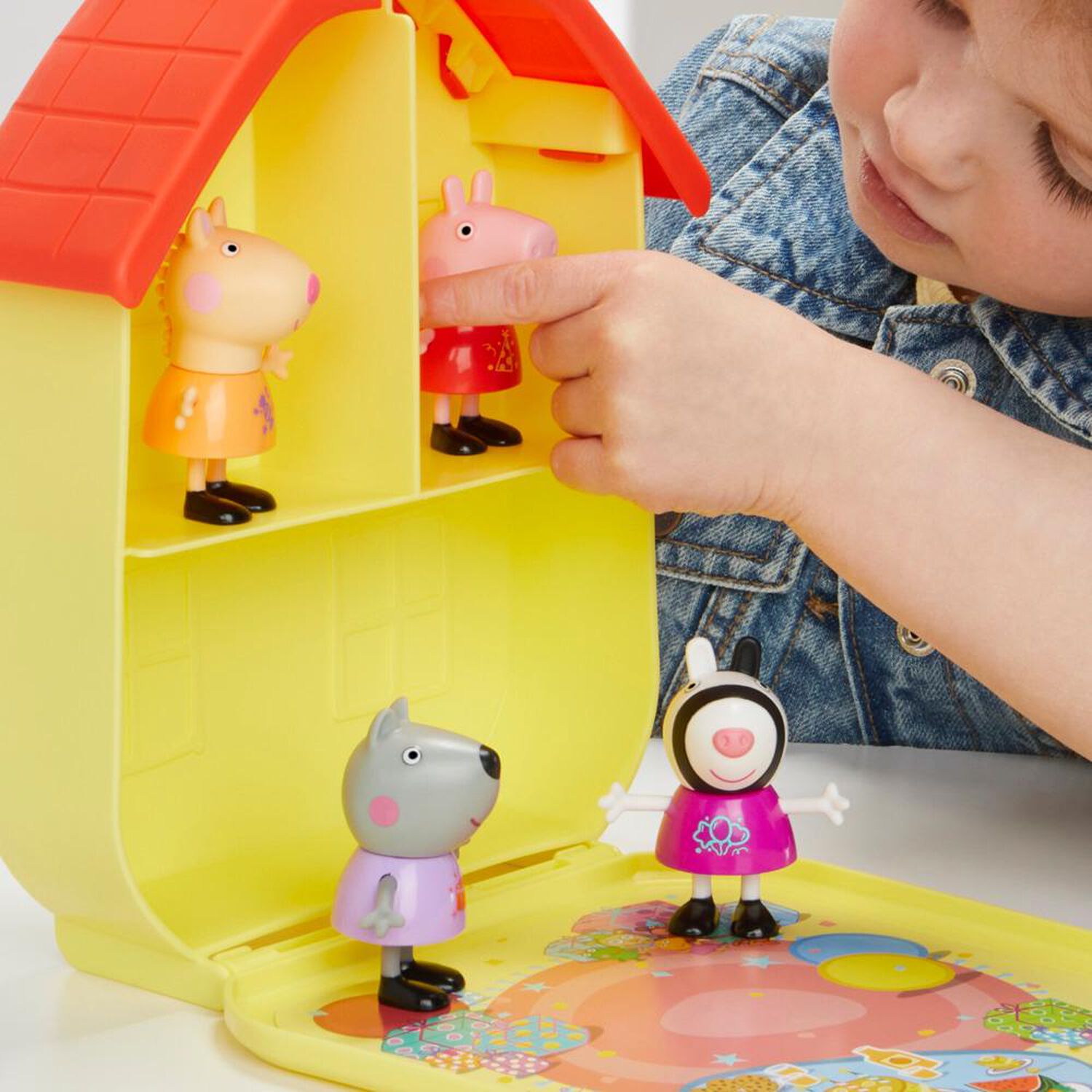Mu&ntilde;eca Peppa Pig Party Carry Case image number 1.0