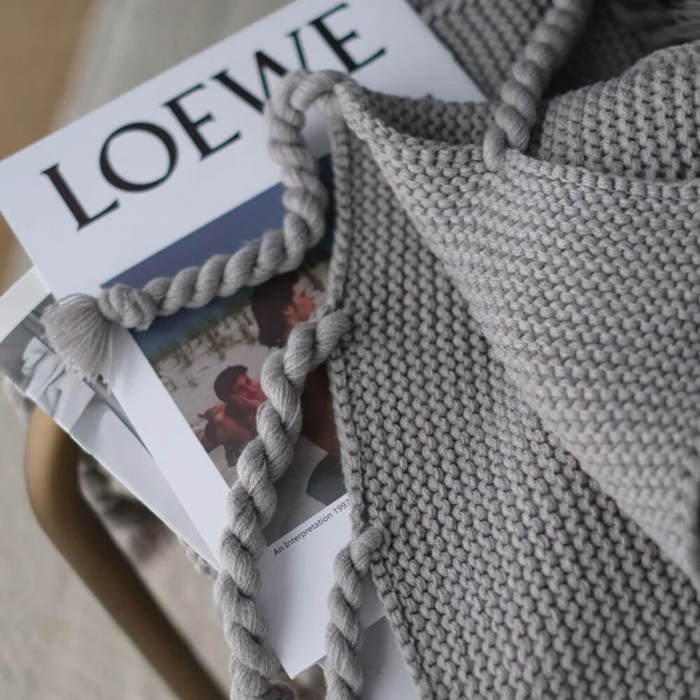 Manta Encaje De Lana Gruesa Tejida A Mano Premium 150x230cm Gris image number 4.0