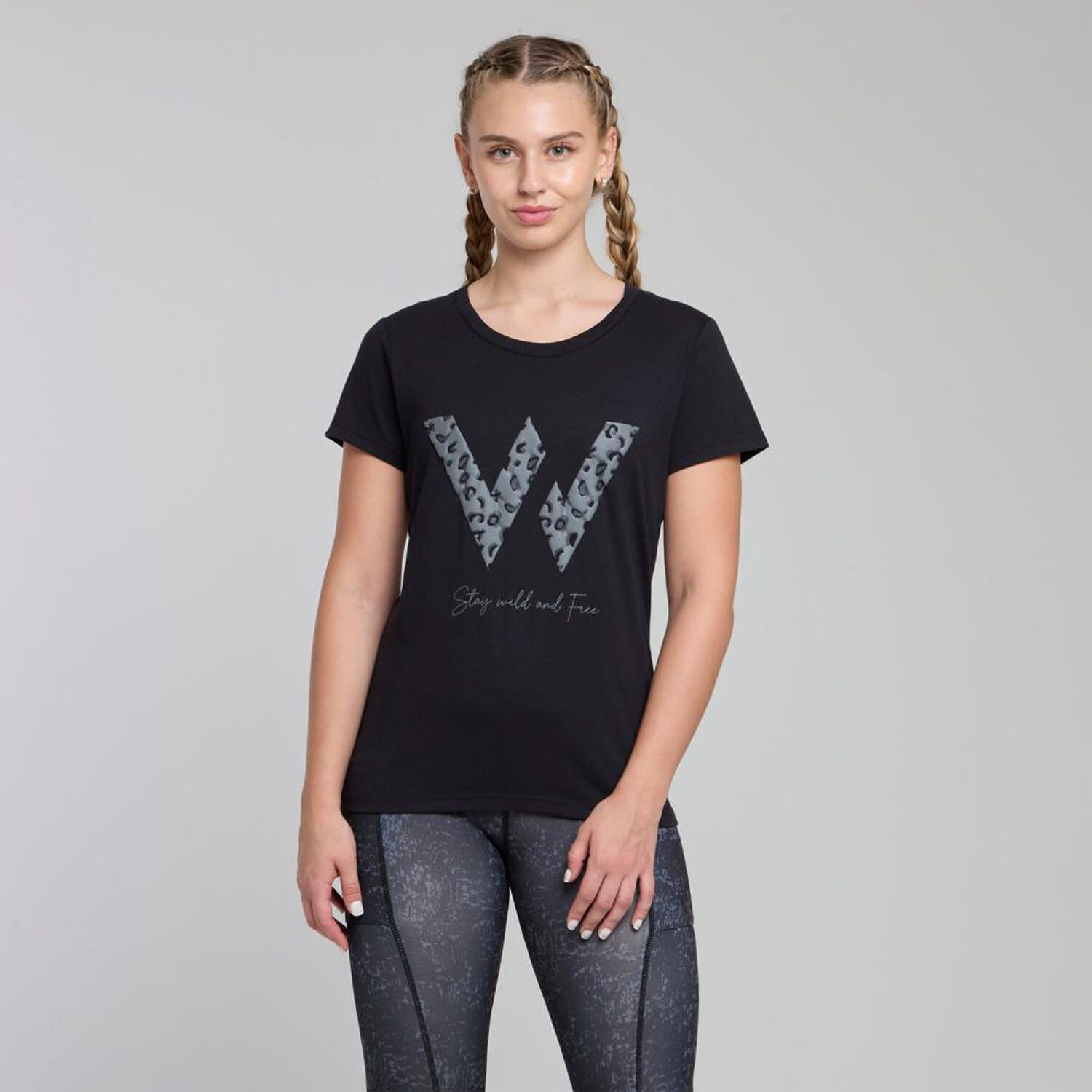 Polera Deportiva Estampada Slim Manga Corta Cuello Redondo Mujer Wetland image number 0.0