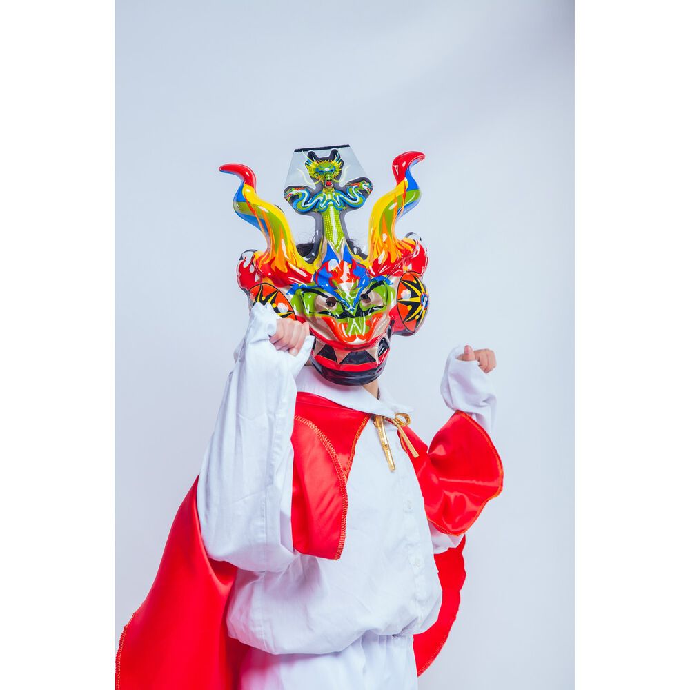 Capa La Tirana Caporal Nortino Para Adulto Con Mascara Accesorio De Traje Tipico Folcl&oacute;rico image number 1.0