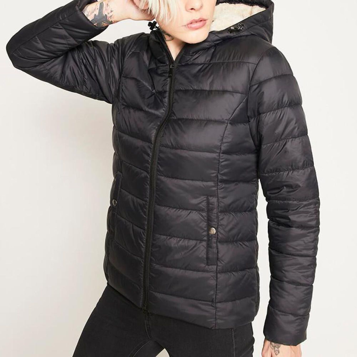 Parka B&aacute;sica Regular Cuello Alto Con Capucha Mujer Rolly Go image number 0.0