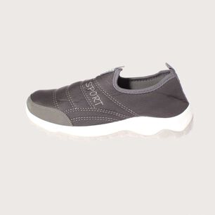Zapatilla Gris V&iacute;a Franca Art. 8xaj03315grey
