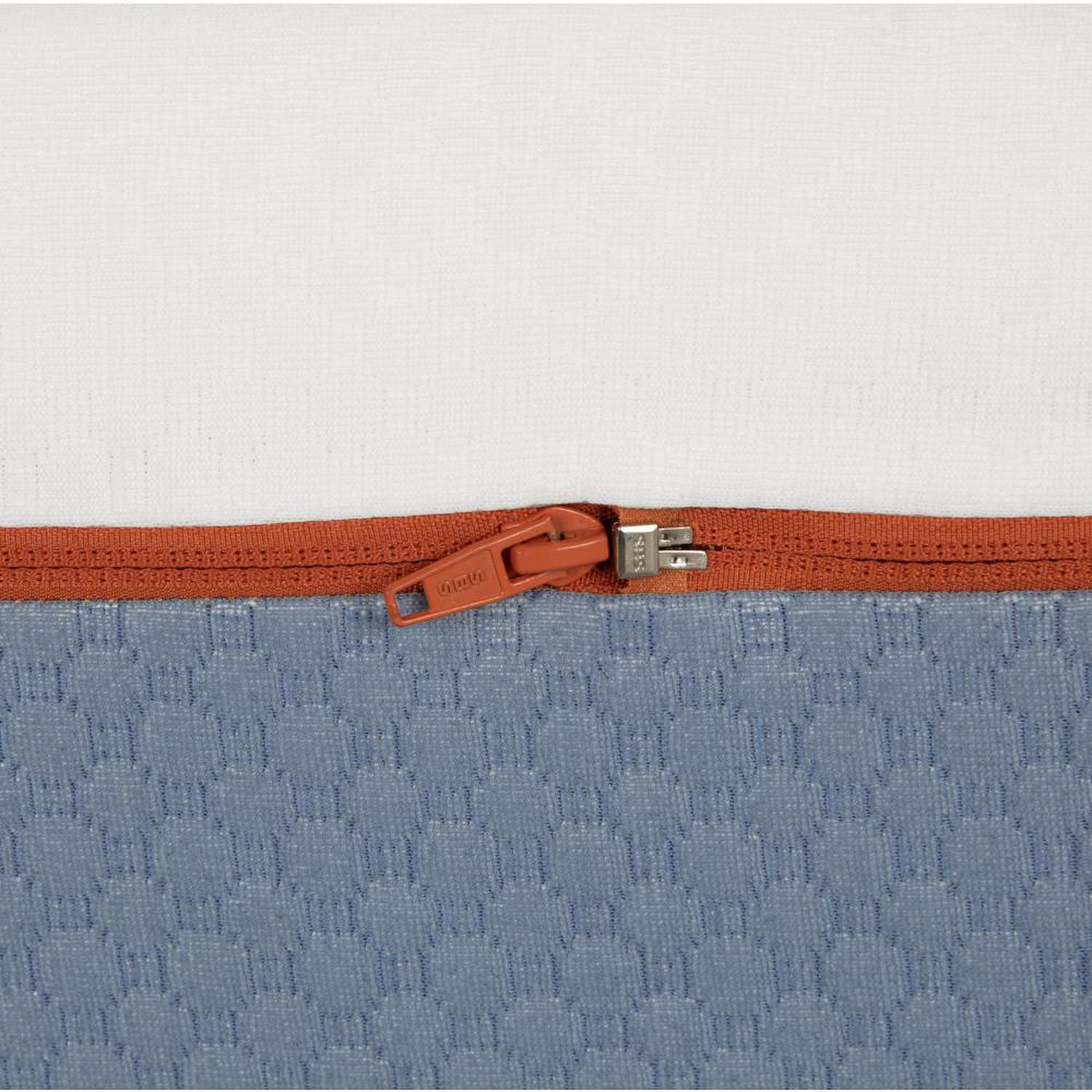 Cama Europea Cic Excellence Plus / 2 Plazas / Base Normal + Set De Maderas image number 4.0