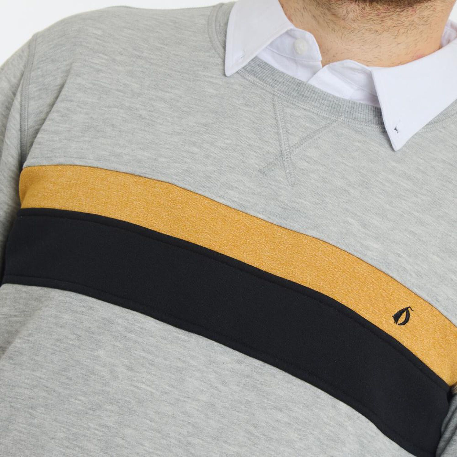 Poler&oacute;n Regular Cuello Redondo Hombre Herald image number 4.0