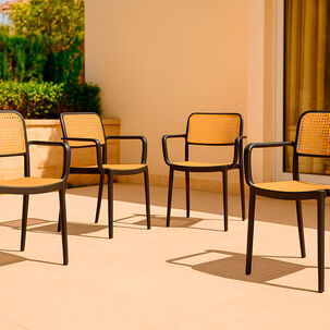 Set 4 Sillas Terraza Pl&aacute;stica Cairo Con Apoyabrazos Negra