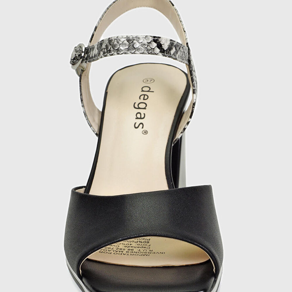 Sandalia Daniela Negro image number 2.0