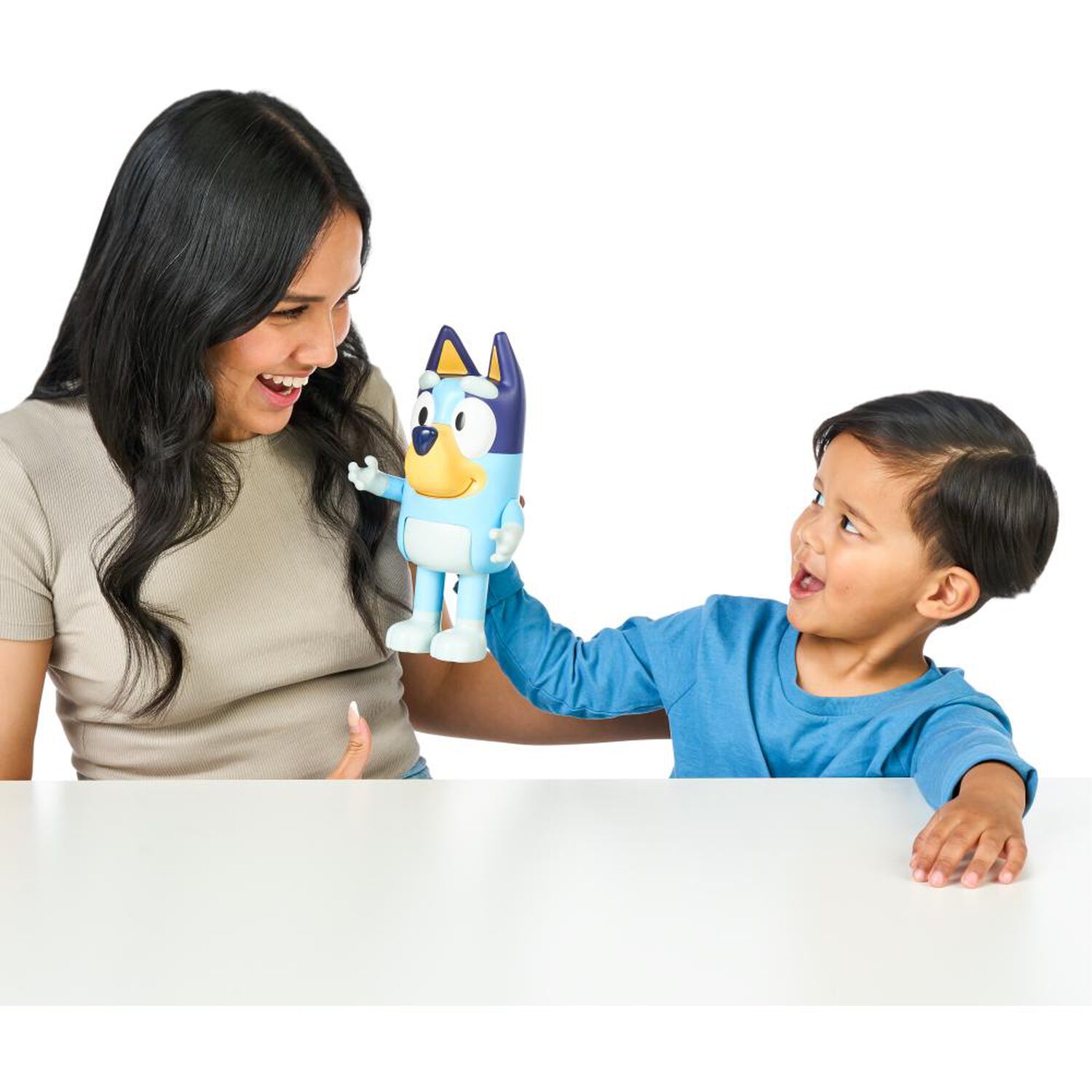 Figura Bluey 17640 image number 8.0