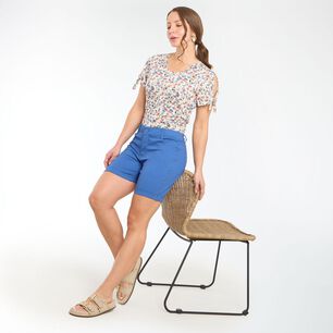 Bermuda B&aacute;sico Liso Tiro Medio Regular Mujer Geeps