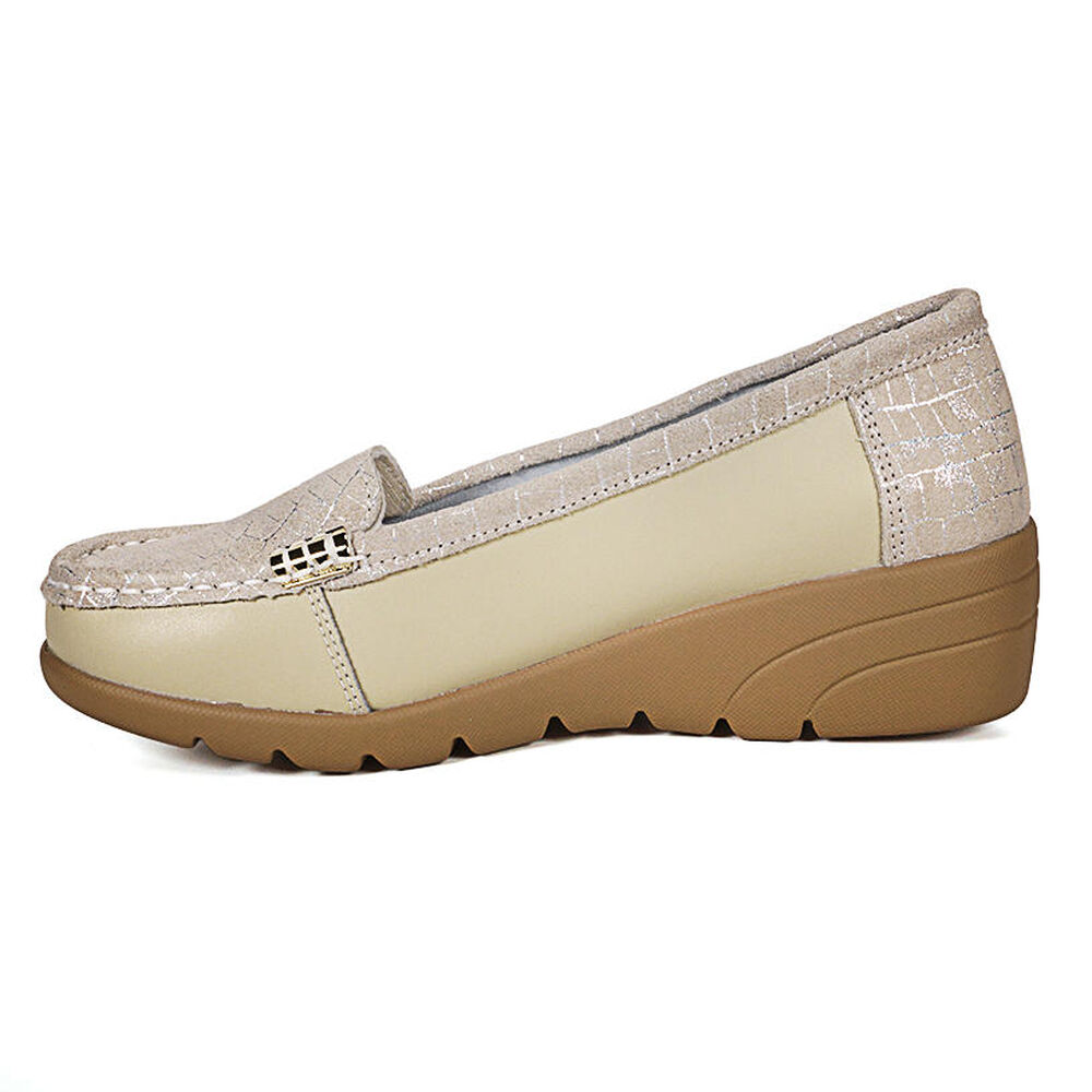 Mocasín Cuero Eliette Beige image number 4.0