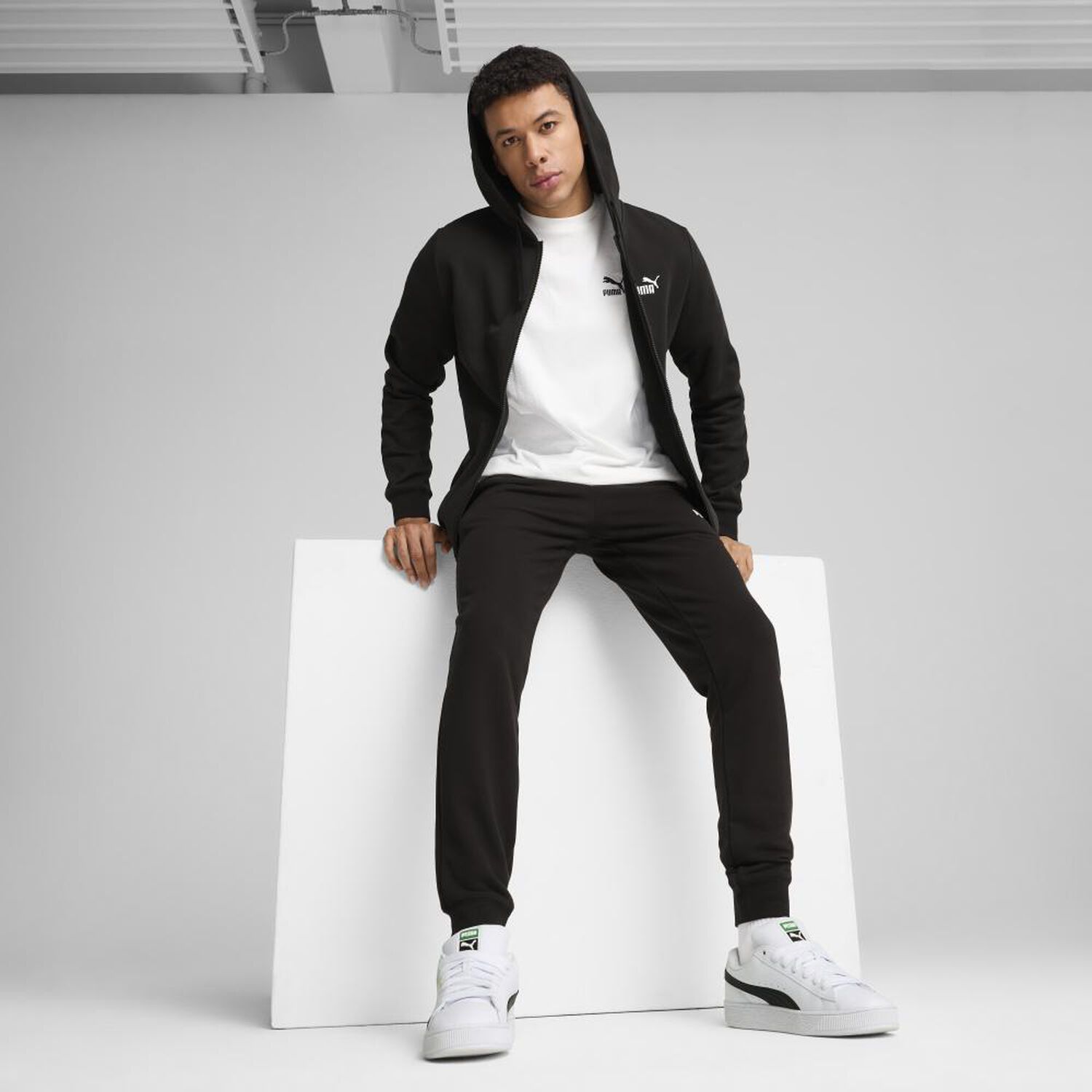Poleron Deportiva Ess No. 1 Logo Full-zip Hoodie Fl image number 3.0