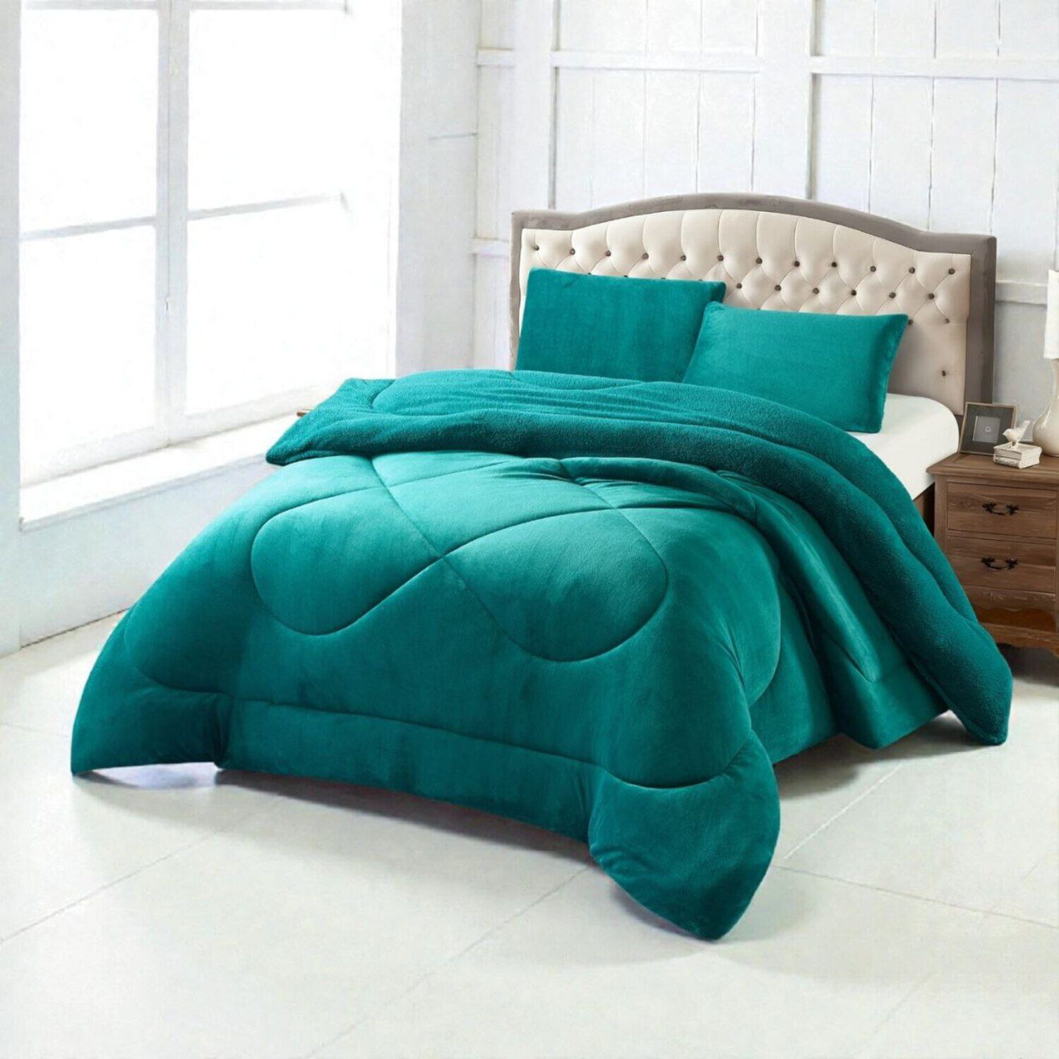 Plumon De Invierno Plush Liso Con Chiporro De 1.5 Plazas + 1 Funda Para Almohada Cip1.5p-11 image number 0.0